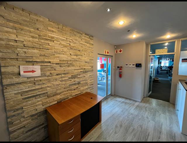 585M² OFFICE TO LET IN CENTURY CITY